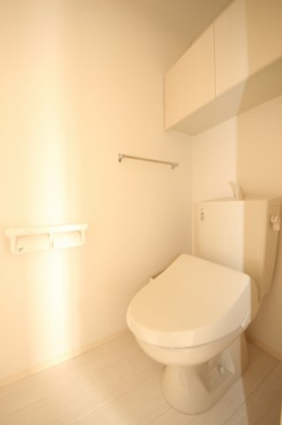 アヴニールのトイレ|コンパクトで使いやすいトイレです