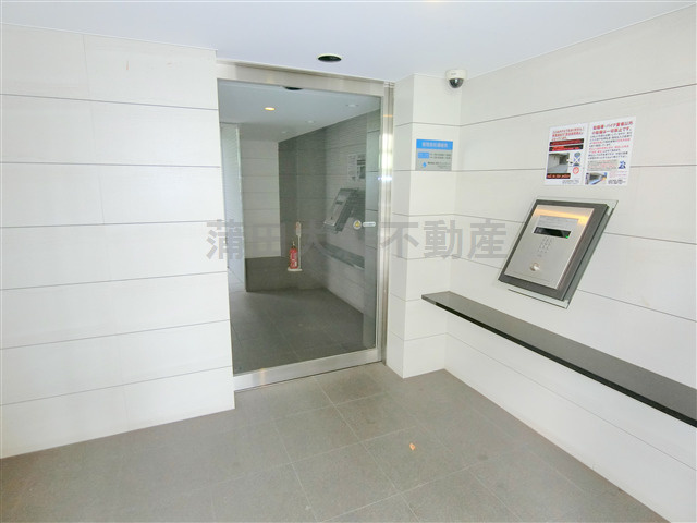 AZESTアゼスト蒲田南のエントランス