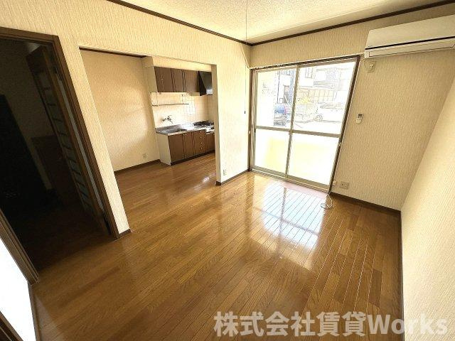 レジデンス山本IIの居間・リビング|おしゃれな居間です