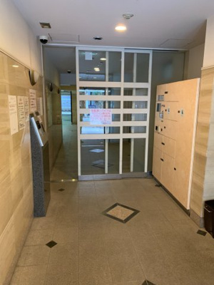 【エントランス】 | アスリート御堂筋本町