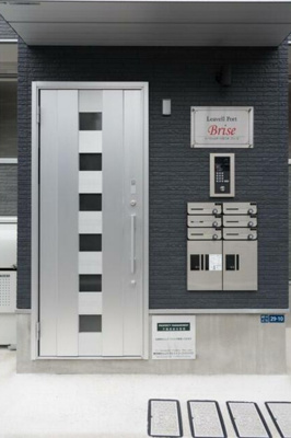 【エントランス】 | リーヴェルポート四ツ木Ｂｒｉｓｅ