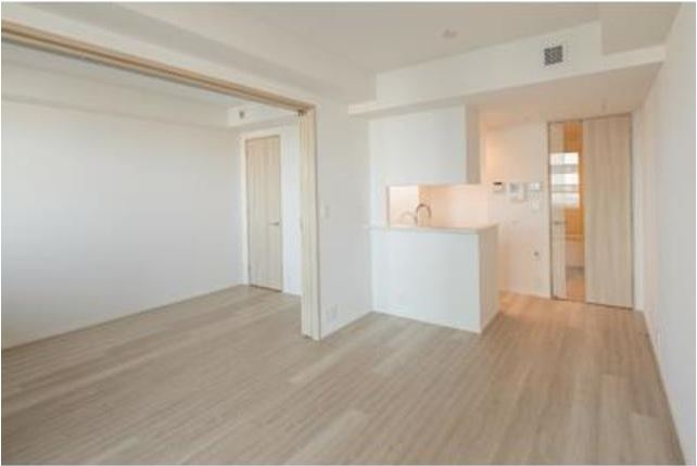 パークシティ武蔵小杉ザガーデンタワーズイーストの居間・リビング|ウォークインクローゼット完備♪