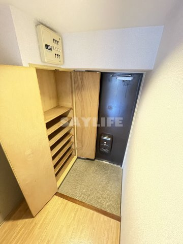 カサグランデ深江の玄関