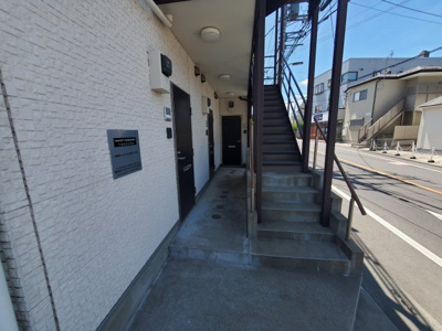 【エントランス】 | ATG岩槻 | ゆとりのあるエントランスです