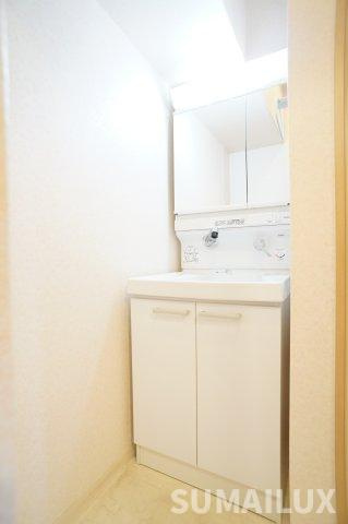 熊本市中央区九品寺４丁目の賃貸マンションの独立洗面台