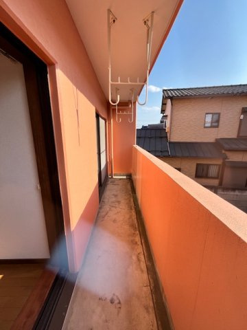 アミスタの駐車場