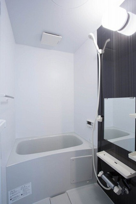 【浴室】 | ラ・ヴィータ大宮 | 別号室の写真になります。現況優先。