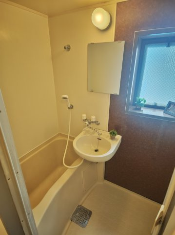 【浴室】 | 石戸マンション | きれいなお風呂です