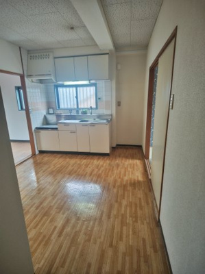 【居間・リビング】 | 石戸マンション | ゆったりとした居間です
