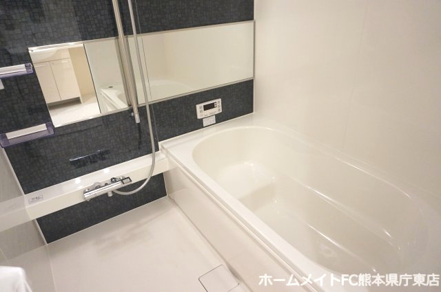 熊本市東区沼山津２丁目のアパートの浴室