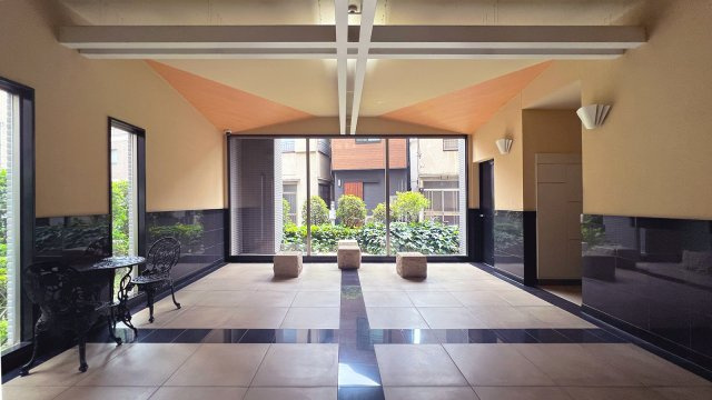 ラシェーナ曳舟アクアーリア　2階　角　部屋　リ　ノベーション済のエントランス