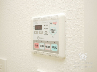【設備】 | レオンコンフォート難波 | 浴室乾燥機が利用可能です