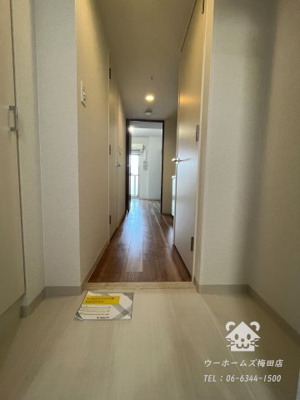 【玄関】 | エスリード北大阪レジデンス | 明るい玄関です