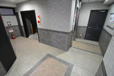 【エントランス】 | サザン長柄 | 建物の内部です