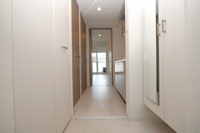 【玄関】 | エスリード大阪ドームCERCA | ゆったりとした玄関です