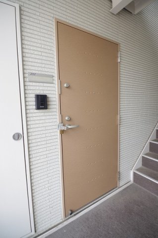 Cherim 庄内通のロビー