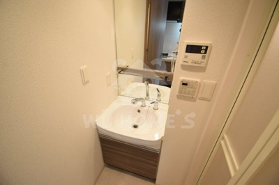 【独立洗面台】 | プレサンス野田阪神駅前ザ・プレミアム | 使いやすい独立洗面台です