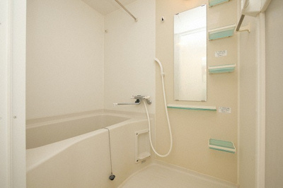 【浴室】 | セレニテ上町台 | コンパクトで使いやすいお風呂です