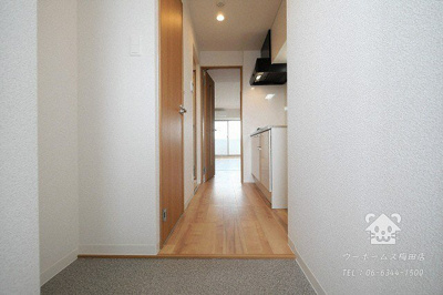 【玄関】 | フォーリアライズ千林ヴァロ | きれいな玄関です