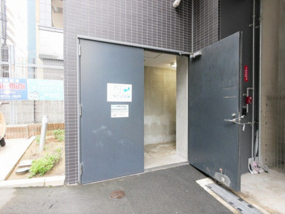 【エントランス】 | SEST北浜 | 清潔なエントランスです