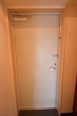 【玄関】 | インベスト北梅田 | シンプルで使いやすい玄関です