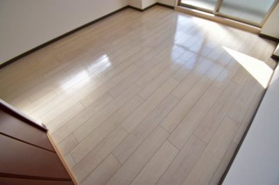 【その他】 | インベスト北梅田 | 落ち着いた色調の洋室です