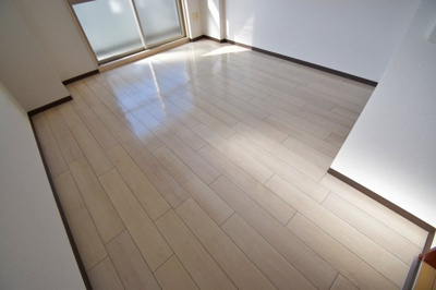 【居間・リビング】 | インベスト北梅田 | 使いやすい居間です