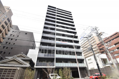 【外観】 | コンフォリア・リヴ新大阪Q | 外観は落ち着いています