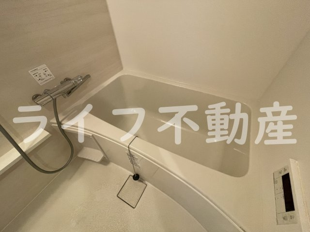 グランドゥーエ永和駅前の浴室|コンパクトで使いやすいお風呂です