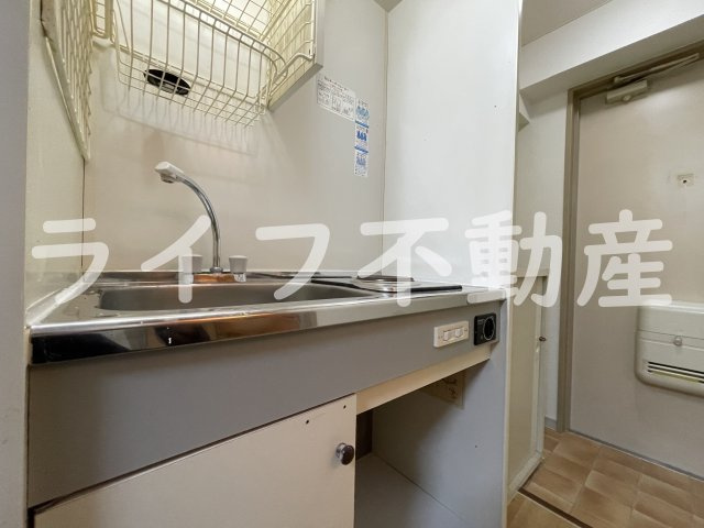 ハイツ八戸ノ里のキッチン|コンパクトなキッチンで掃除もラクラク