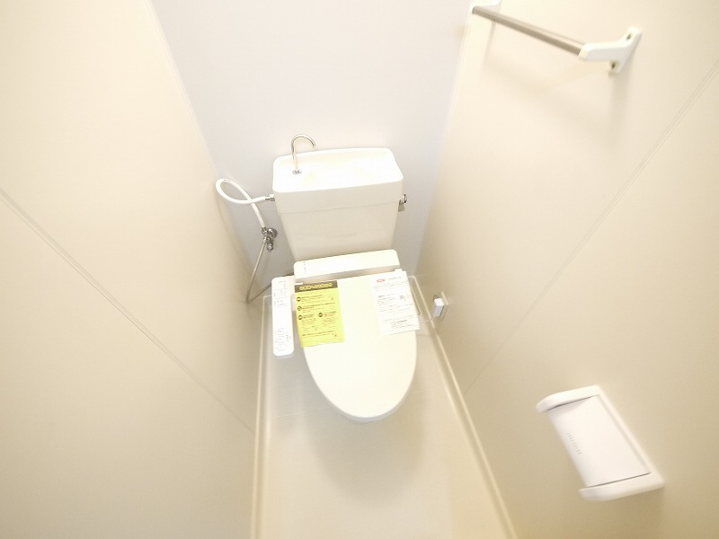 プレミール新大宮のトイレ|シンプルで使いやすいトイレです