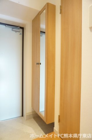クィーンズくまなんの玄関