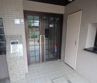 【エントランス】