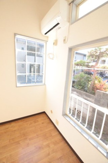 【居間・リビング】 | シャトル相生 | 2口コンロ設置可