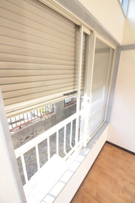 【設備】 | シャトル相生 | シャッター付