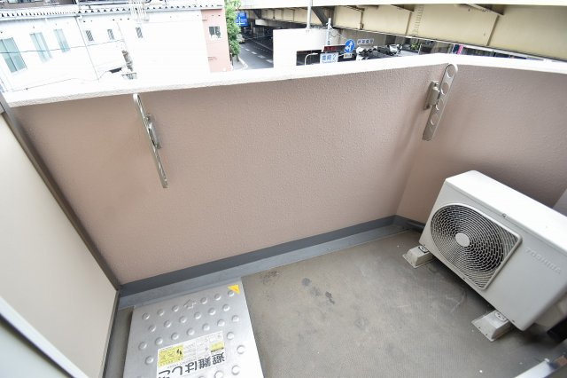 プレサンス梅田北パワーゲートのバルコニー
