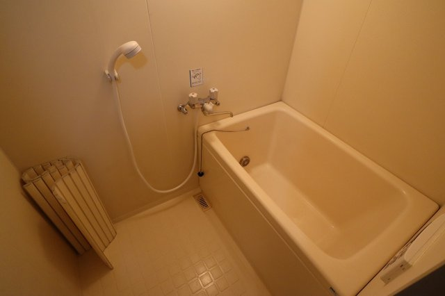 フジヴェール法連寺山の浴室|追い焚き付き！