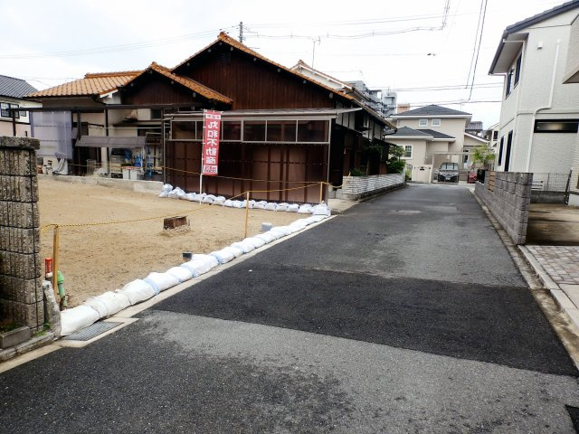 廿日市市桜尾3丁目　土地の前面道路含む現地写真|撮影日2023/8