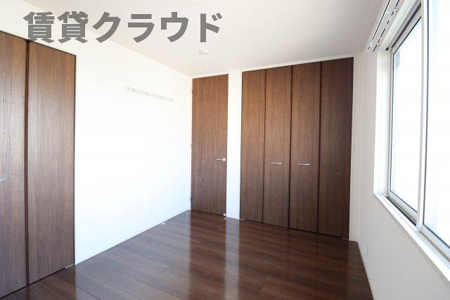 エアフォルクの洋室|明るい洋室です