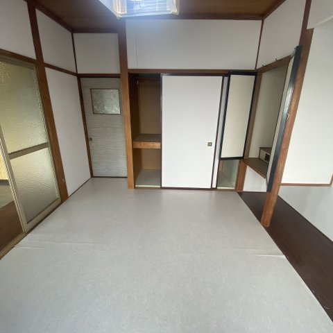 本輪西町５丁目３１－１３借家の和室|和室です