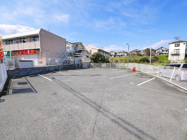 西山ハイツの駐車場|駐車場です