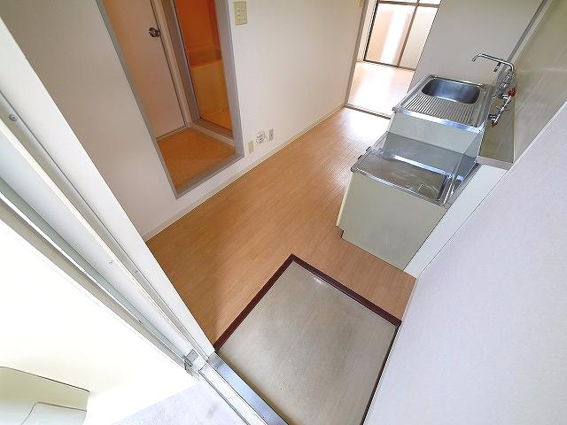 西山ハイツの玄関|落ち着いた玄関です