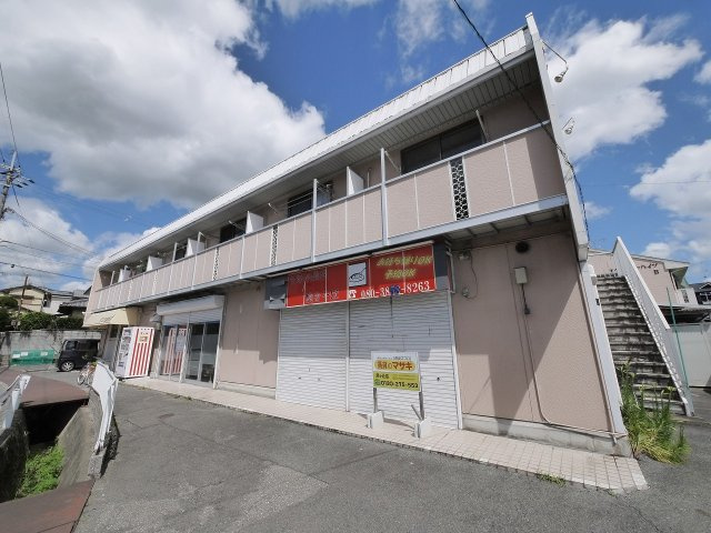 ニシヤマハイツの外観|きれいな外観です