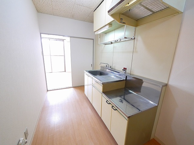 西山ハイツのキッチン|キッチンです