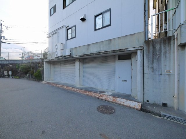 新生駒台5番店舗