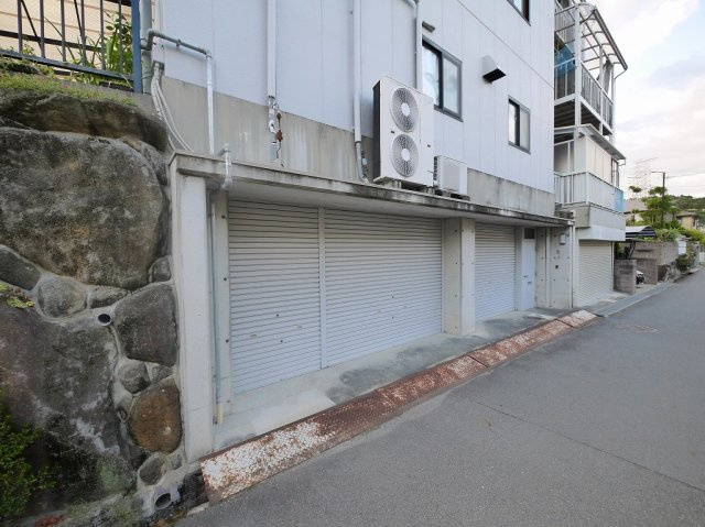 新生駒台5番店舗