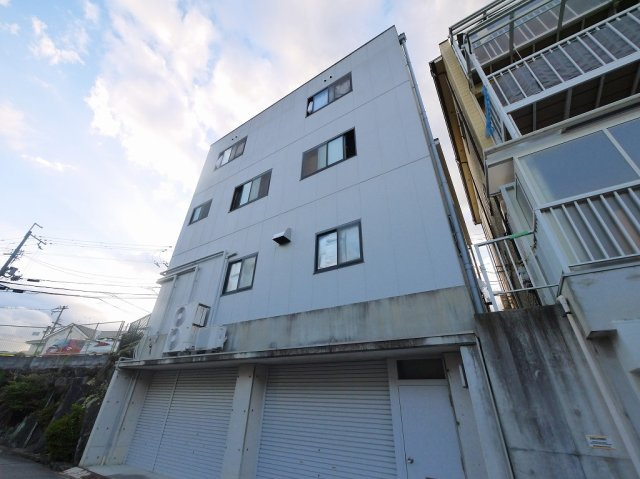 新生駒台5番店舗