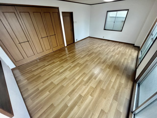 【洋室】 | 古市駅前ビル ４階