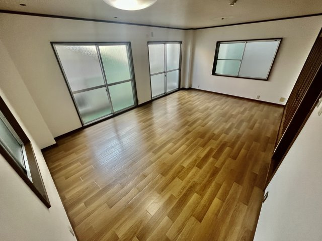 【洋室】 | 古市駅前ビル ４階