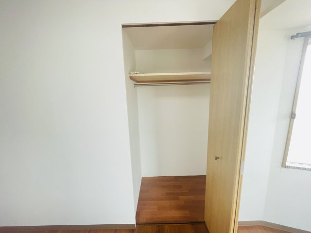 サンマンションアトレ横須賀の収納|全居室収納スペース付き